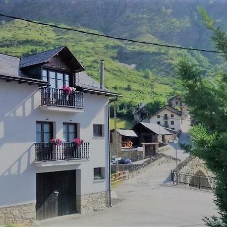 Apartaments Pont Romanic Espot Dış mekan fotoğraf