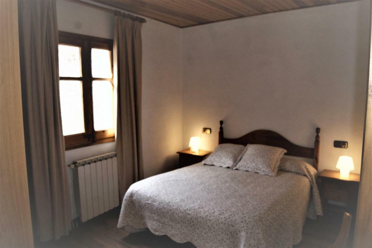 Apartaments Pont Romanic Espot Dış mekan fotoğraf